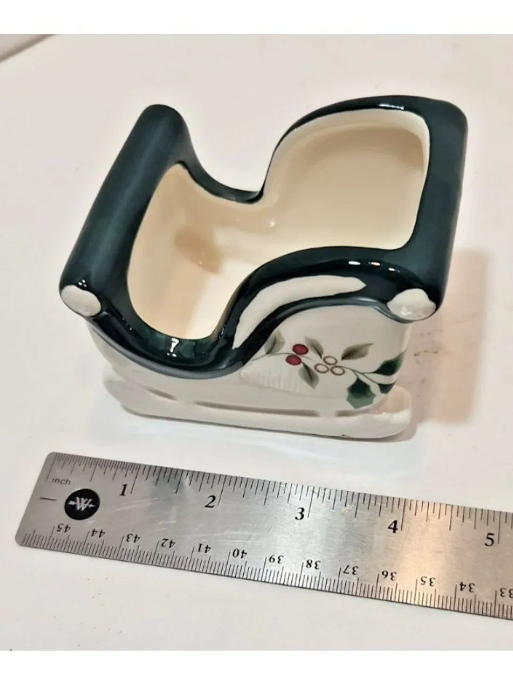 Vtg Pfaltzgraff Winterberry Ceramic Sleigh Shaped Sweetener Holder